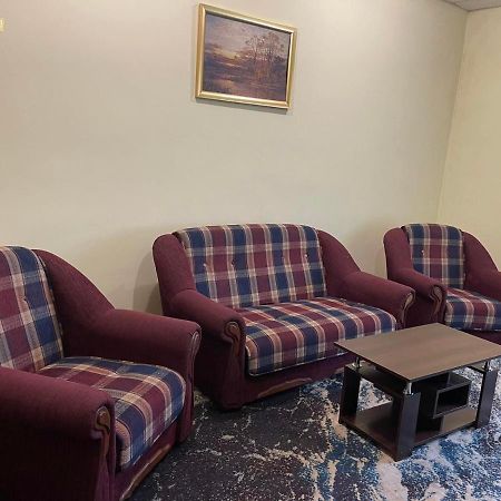 Motel Tranzyt Plus Girka Polonka Exteriör bild