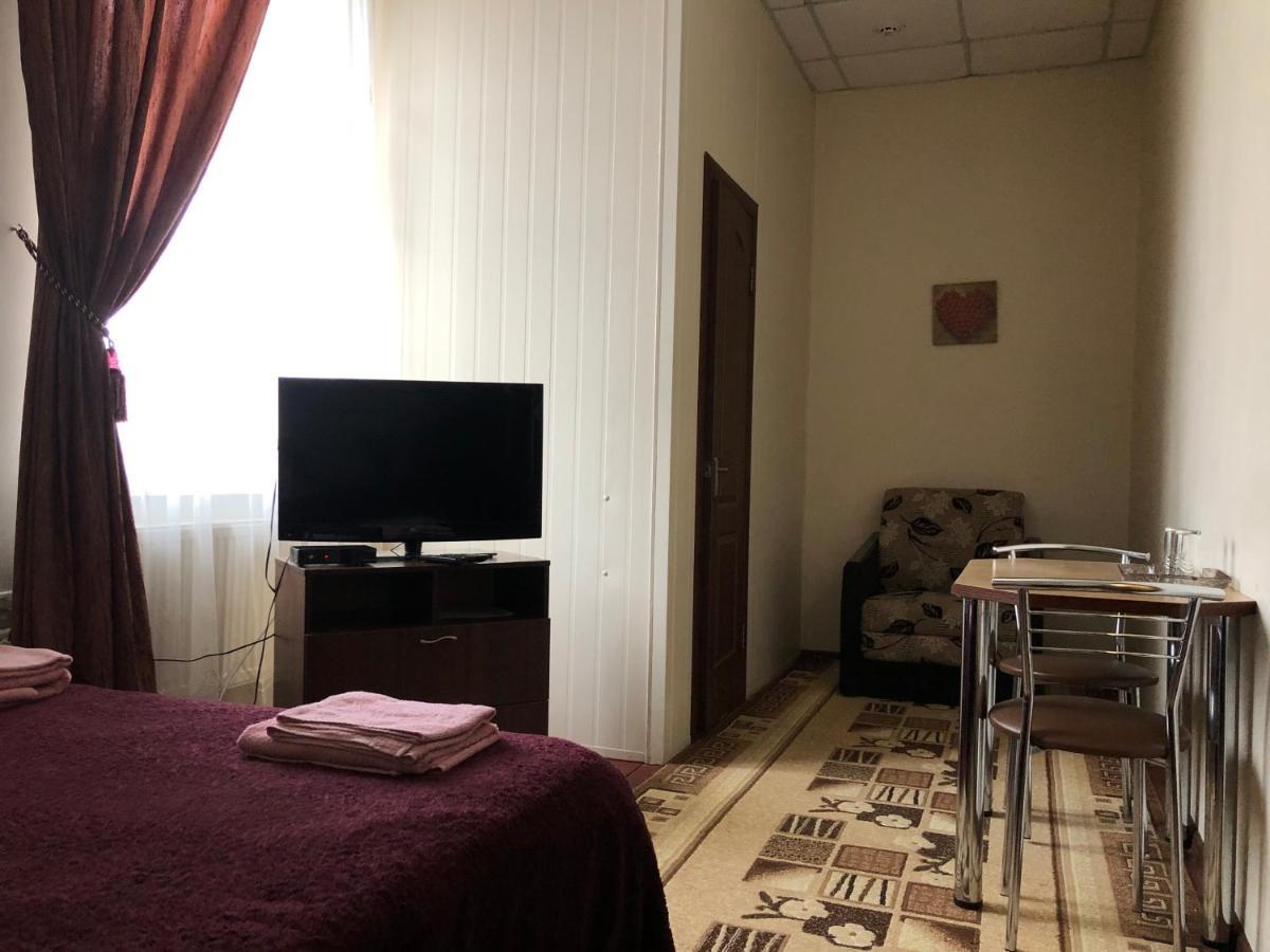 Motel Tranzyt Plus Girka Polonka Exteriör bild