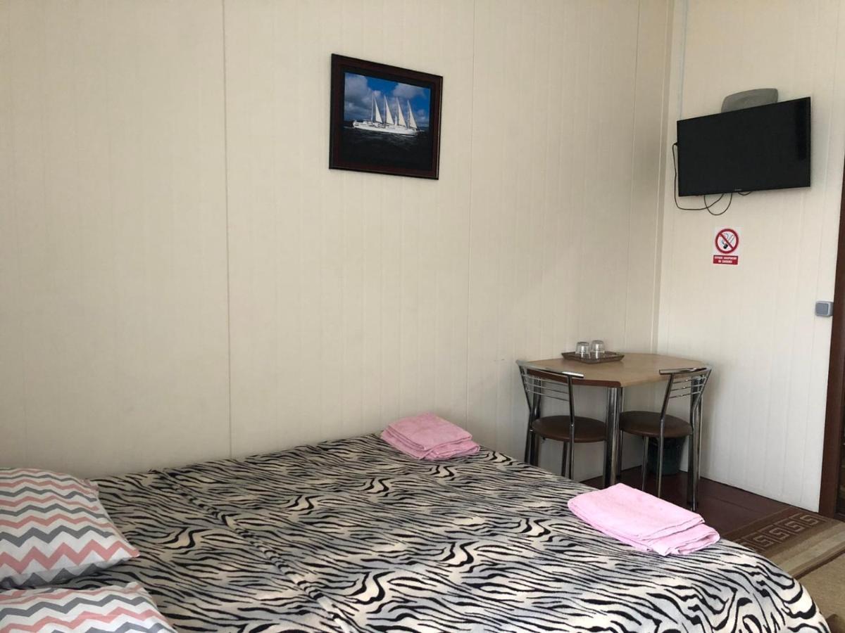 Motel Tranzyt Plus Girka Polonka Exteriör bild