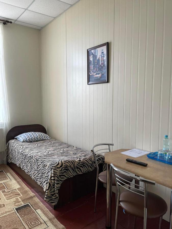 Motel Tranzyt Plus Girka Polonka Exteriör bild