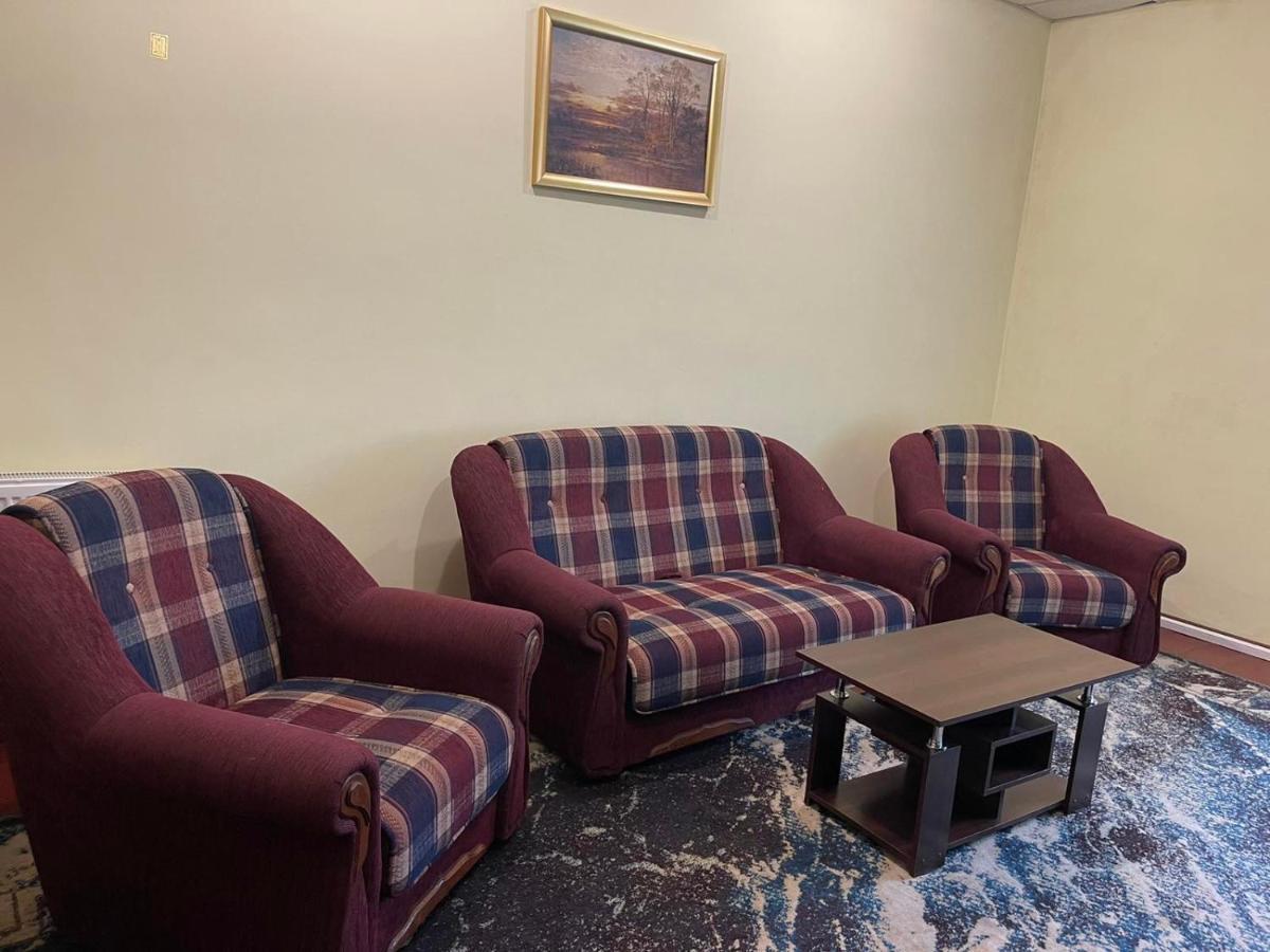 Motel Tranzyt Plus Girka Polonka Exteriör bild